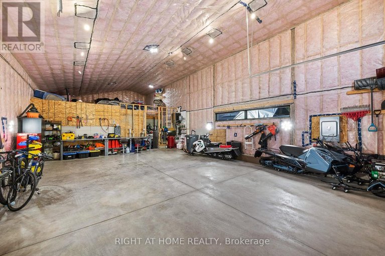 28464176/2120-du-chateau-avenue/town-of-rockland/clarence-rockland/ontario/K4K1J3_44