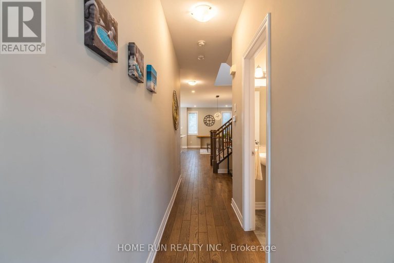 28823444/974-kilbirnie-drive/half-moon-bay/ottawa/ontario/K2J6E6_3