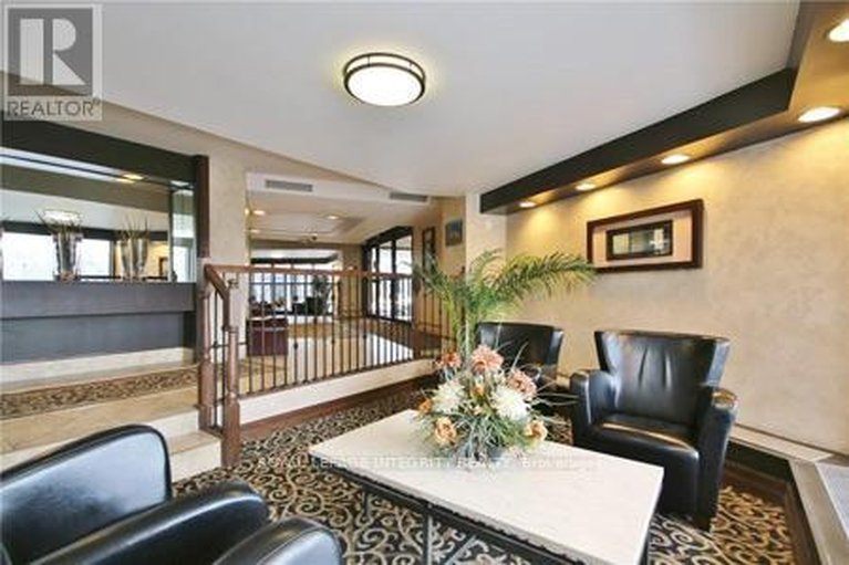 29563749/906-1081-ambleside-drive/woodroffe/ottawa/ontario/K2B8C8_8