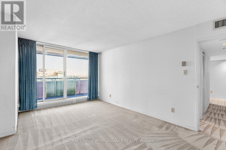 28969862/1603-160-george-street/lower-townbyward-market/ottawa/ontario/K1N9M2_26