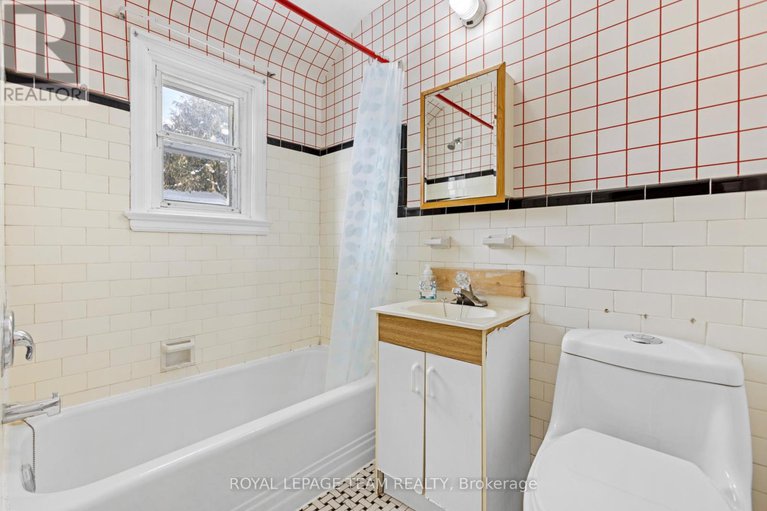 29327358/242-fairmont-avenue/civic-hospital/ottawa/ontario/K1Y1X9_27