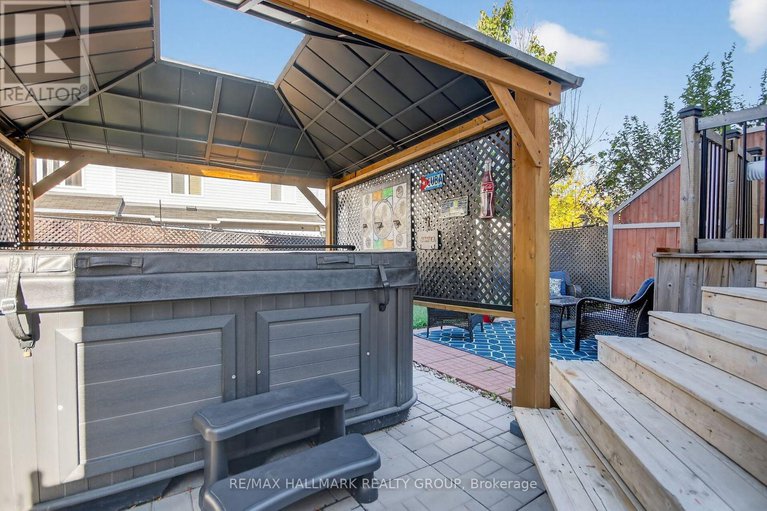28971338/131-harbour-view-street/strandherd/ottawa/ontario/K2G6Z8_35