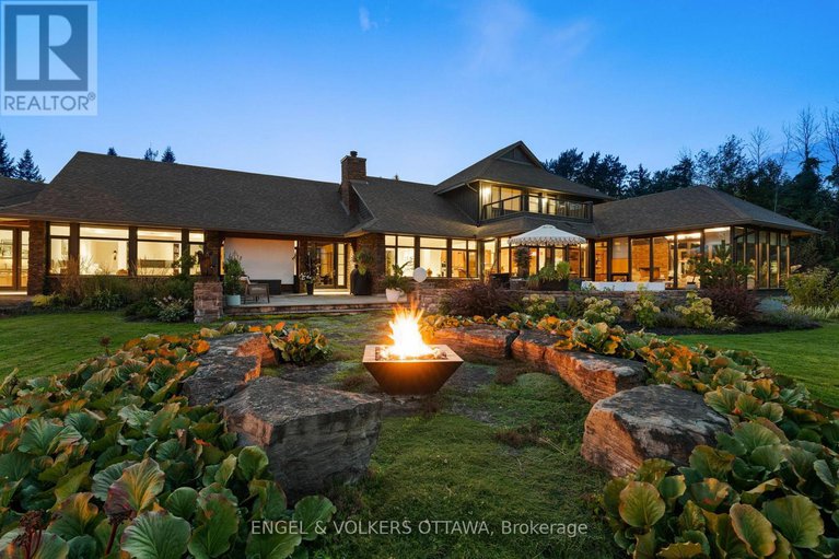 28961794/6351-rideau-valley-drive-n/manotick-south-to-roger-stevens/ottawa/ontario/K4M1B3_5
