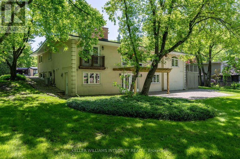 28054829/3-briarcliffe-drive/rothwell-heights/ottawa/ontario/K1J6E3_45
