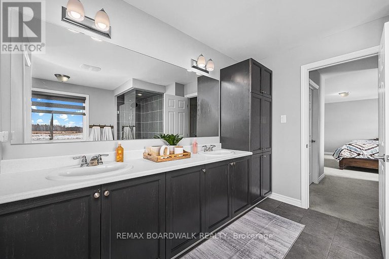 29414212/353-sweetclover-way/avalon-west/ottawa/ontario/K4A1E6_38