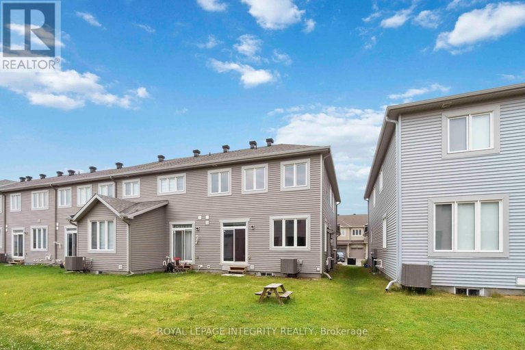 28533416/95-mesa-drive/half-moon-bay/ottawa/ontario/K2J6W1_44