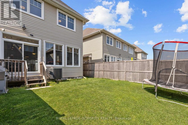 28798693/98-jardiniere-street/remainder-of-stittsville-area/ottawa/ontario/K2S2K2_33