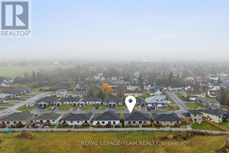 29144829/454-arora-crescent/winchester/north-dundas/ontario/K0C2K0_34