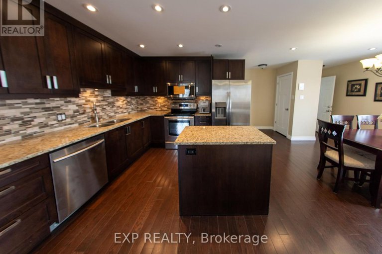 28403297/2754-eagleson-road/btwn-franktown-rd-fallowfield-rd/ottawa/ontario/K2S1B8_24