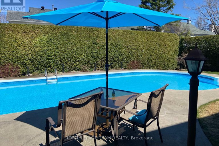 29665955/47-delamere-drive/stittsville-central/ottawa/ontario/K2S1R2_48