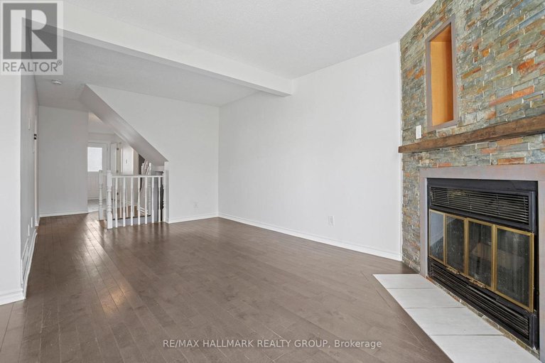 29632598/504-canotia-place/fallingbrookpineridge/ottawa/ontario/K4A2J3_19