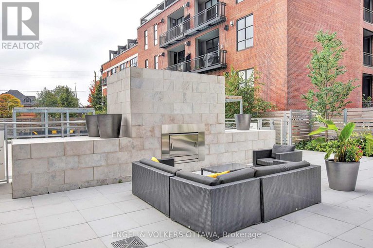 28414766/516-360-mcleod-street/ottawa-centre/ottawa/ontario/K2P1A9_38