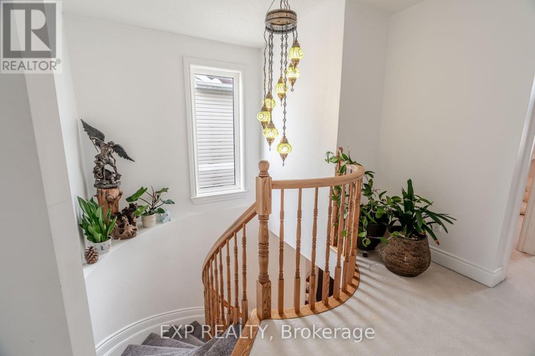 28562164/97-castle-glen-crescent/glencairnhazeldean/ottawa/ontario/K2L4G9_31