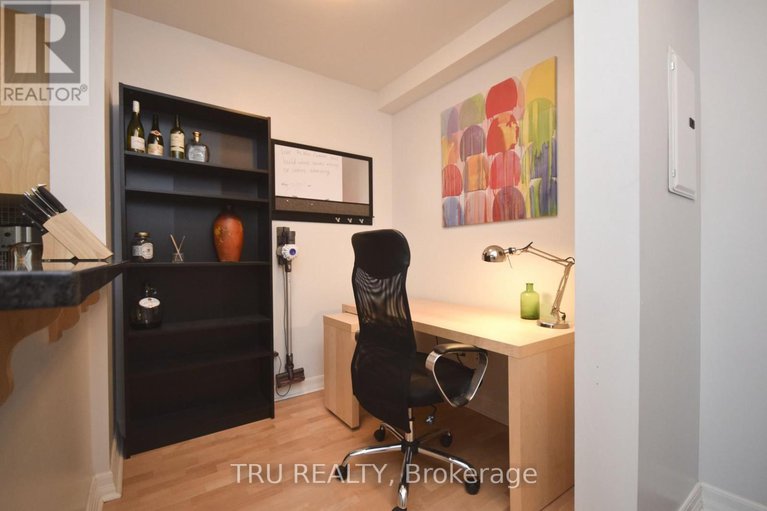 28363716/910-200-besserer-street/sandy-hill/ottawa/ontario/K1N0A7_5