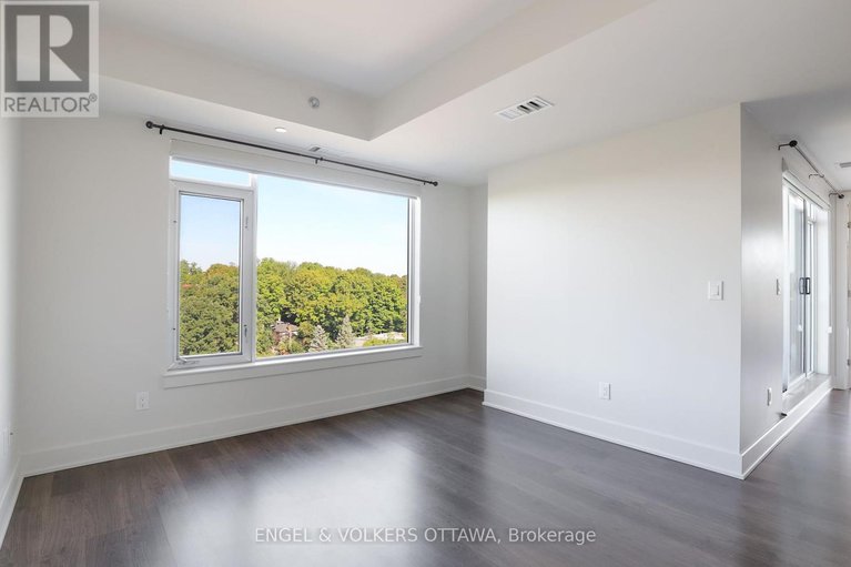 28825352/813-7-marquette-avenue/vanier/ottawa/ontario/K1L8A7_6