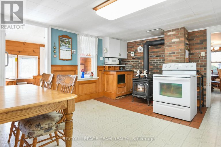 28953092/2692-dunrobin-road/kanata-north-east/ottawa/ontario/K0A1T0_25