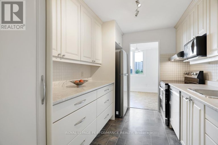 28783237/301-2625-regina-street/britannia/ottawa/ontario/K2B5W8_7
