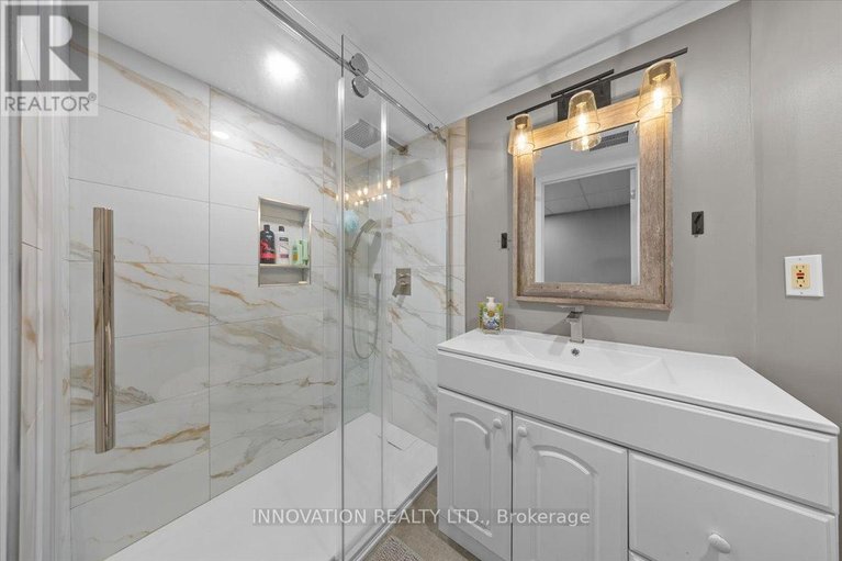 29687409/32-weybridge-drive/cedargrovefraserdale/ottawa/ontario/K2J2Z7_35