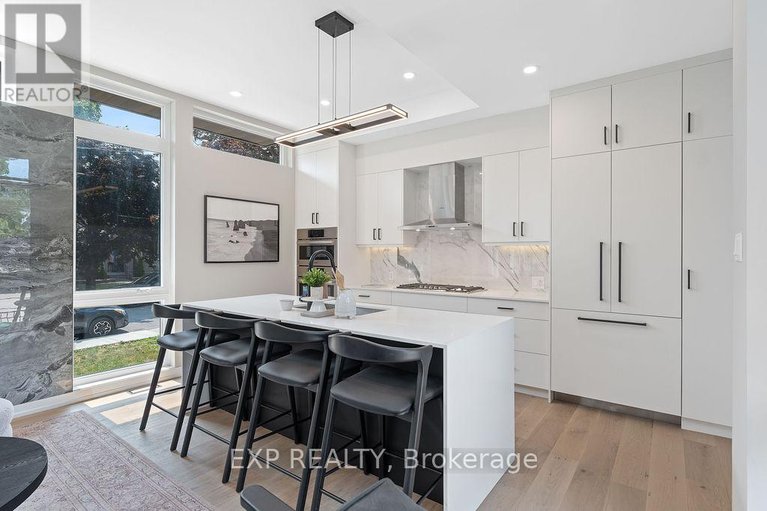 28720772/261-dovercourt-avenue/westborohampton-park/ottawa/ontario/K1Z5P5_16