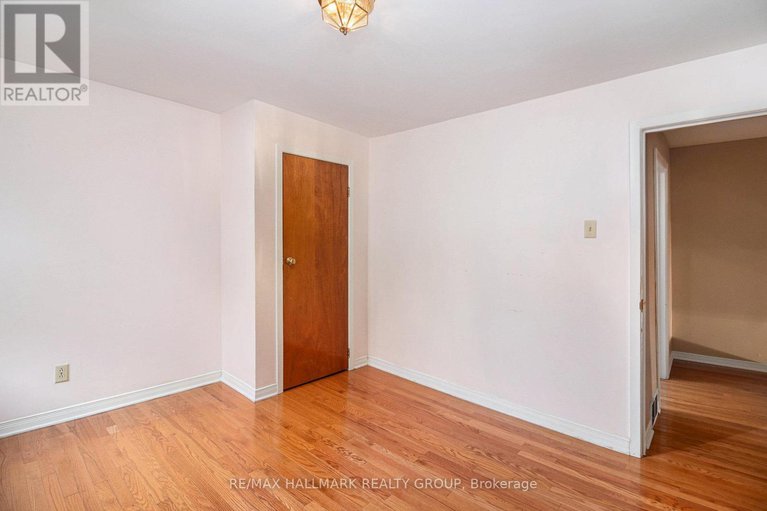 29043617/9-warren-avenue/ottawa-west/ottawa/ontario/K1Y0R9_14