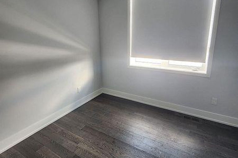 29125849/726-rouncey-road/emerald-meadowstrailwest/ottawa/ontario/K2S1B6_19