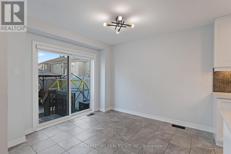 29041000/815-henslows-circle/avalon-west/ottawa/ontario/K4A5H6_14