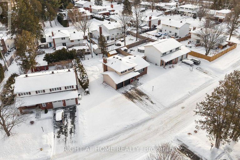 29286946/12-butterfield-road/munster/ottawa/ontario/K0A3P0_42