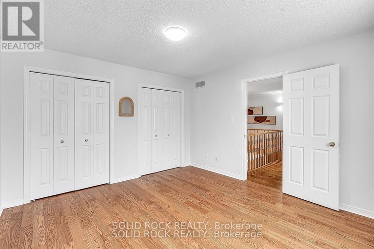 28411902/42-marchbrook-circle/rural-kanata-central/ottawa/ontario/K2W1A1_25