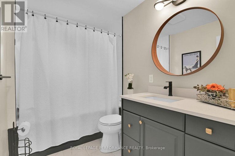 29348584/328-pleasant-park-road/alta-vistafaircrest-heights/ottawa/ontario/K1H5M8_8