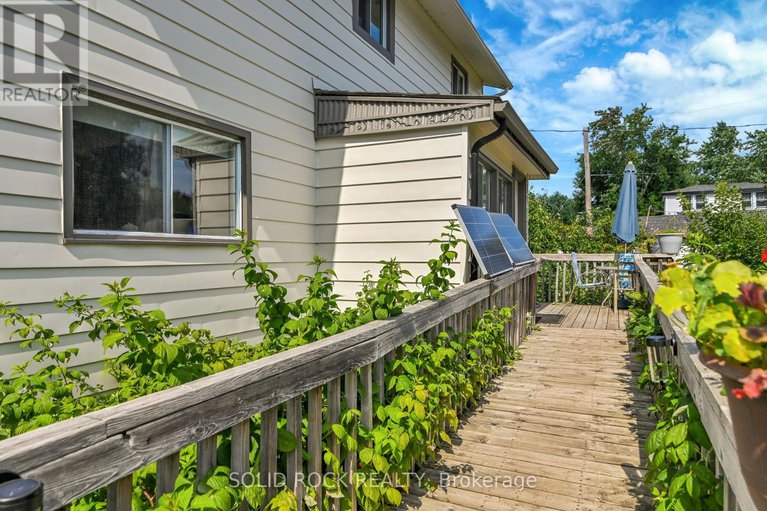 28730469/7893-lawrence-street/vernon/ottawa/ontario/K0A3J0_3