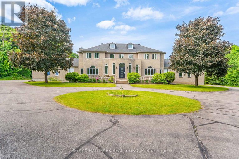 28474229/5749-knights-drive/manotick-east-to-manotick-station/ottawa/ontario/K4M1K2_1