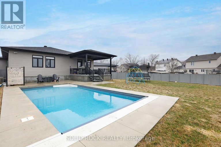 29623865/216-filion-street/embrun/russell/ontario/K0A1W0_46