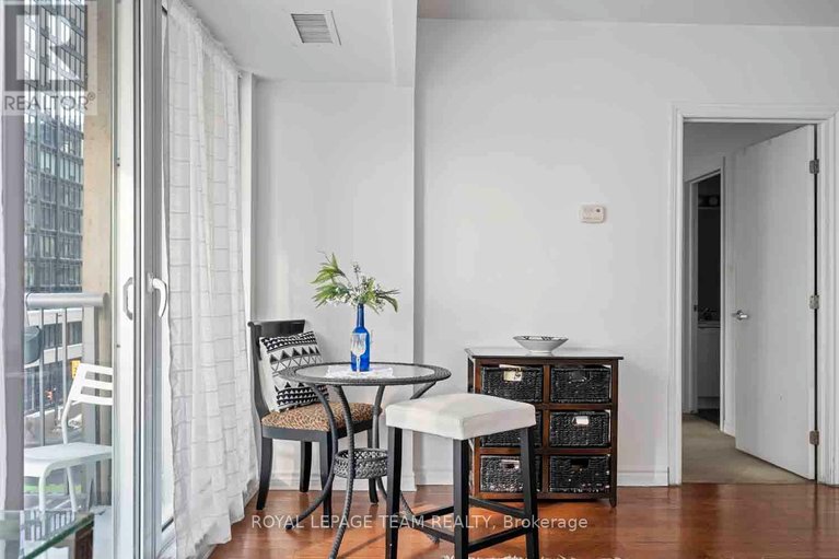 28916444/401-234-rideau-street/sandy-hill/ottawa/ontario/K1N0A9_22