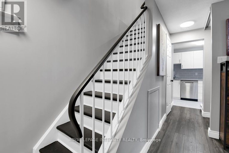 29125841/6-20-sweetbriar-circle/pheasant-run/ottawa/ontario/K2J2K4_3