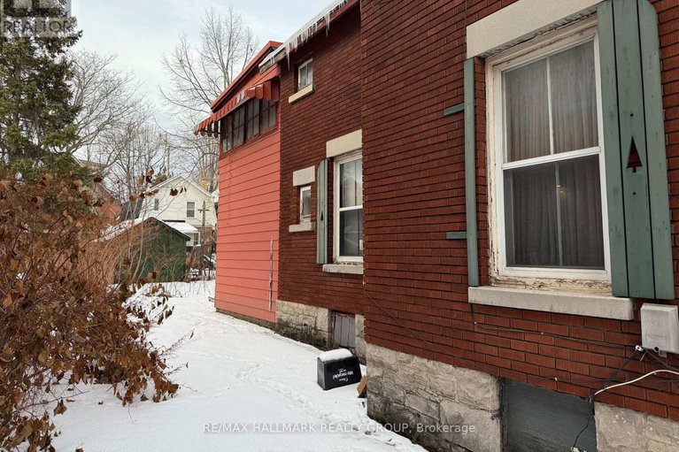 29194787/25-third-avenue/glebe/ottawa/ontario/K1S2J5_18