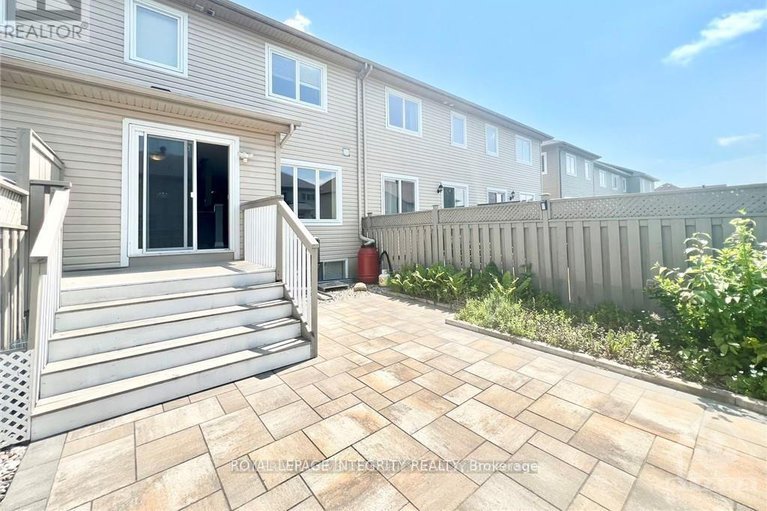 29422757/313-glenbrae-avenue/morgans-grantsouth-march/ottawa/ontario/K2W0B9_32