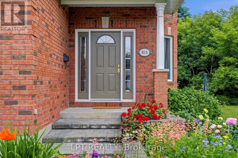28499905/10a-ashburn-drive/borden-farmstewart-farmcarleton-heightsparkwood-hills/ottawa/ontario/K2E6N3_3