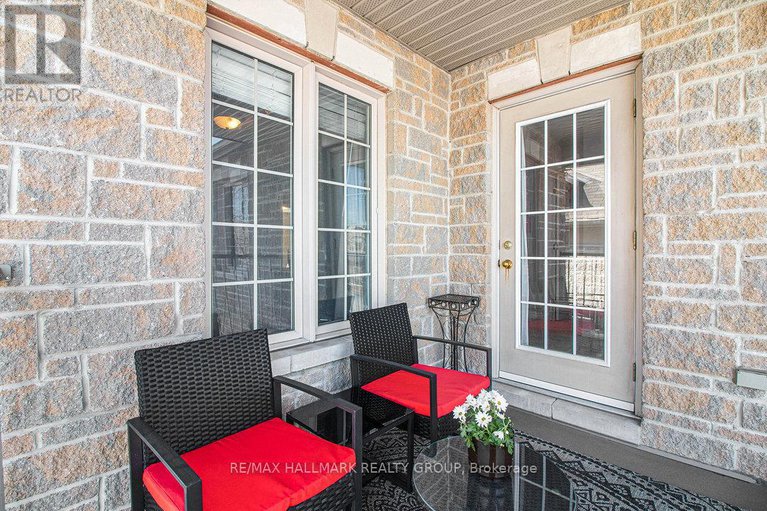 28370521/280-trail-side-circle/springridgeeast-village/ottawa/ontario/K4A5B1_22