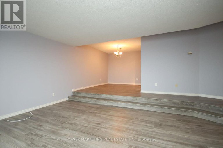 28098292/1604-1081-ambleside-drive/woodroffe/ottawa/ontario/K2B8C8_12