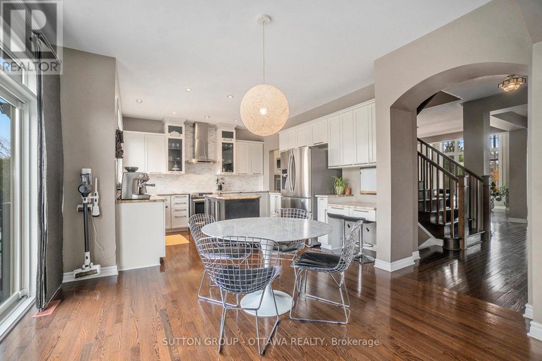 29214487/1969-plainhill-drive/notting-hillsummerside/ottawa/ontario/K4A0G1_11