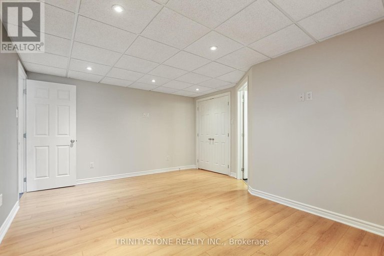 28552105/422-statewood-drive/morgans-grantsouth-march/ottawa/ontario/K2K0B7_40