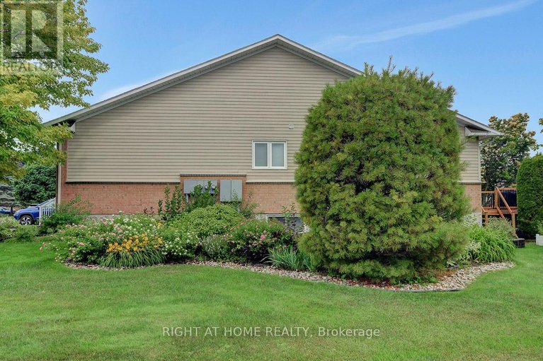 29155365/36-sable-run-drive/stittsville-central/ottawa/ontario/K2S1W8_31