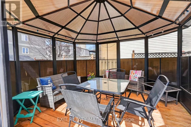 29656058/292-stiver-street/village-of-russell/russell/ontario/K4R1G8_29