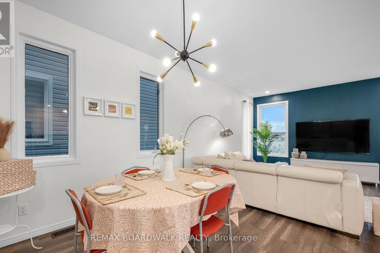 29379642/302-haliburton-heights/emerald-meadowstrailwest/ottawa/ontario/K2S1S3_8