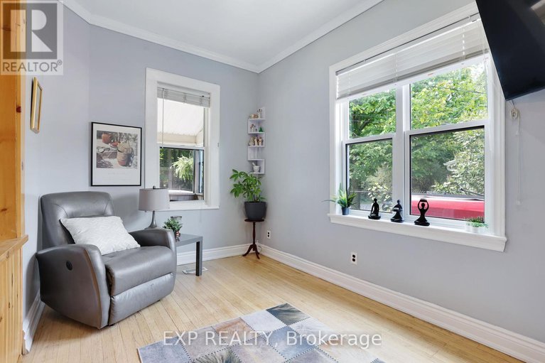 28899628/55-division-street-n/mcnabbraeside-twps/mcnabbraeside/ontario/K7S3B9_9