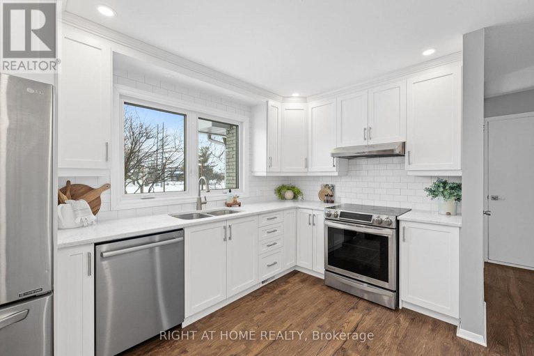 29240134/9-aurora-crescent/manordale/ottawa/ontario/K2G0Z6_15