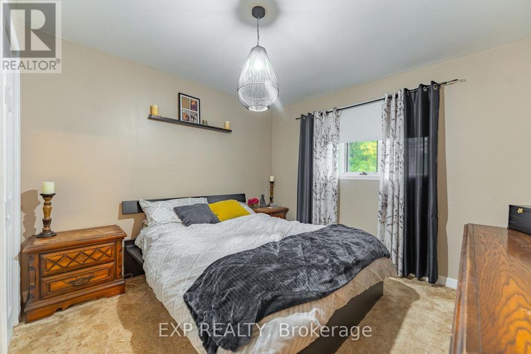 29159203/635-front-road-w/champlain-twp/champlain/ontario/K0B1K0_38