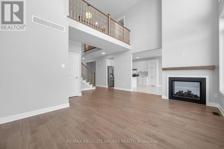 29201524/584-paakanaak-avenue/blossom-parkkemp-parkfindlay-creek/ottawa/ontario/K1X0J6_17