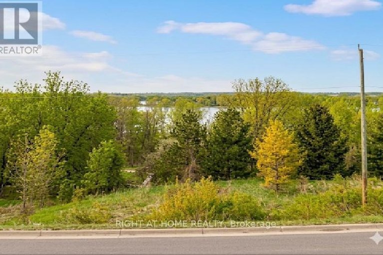 29593321/6-30-prestige-circle/chatelaine-village/ottawa/ontario/K4A0W9_14