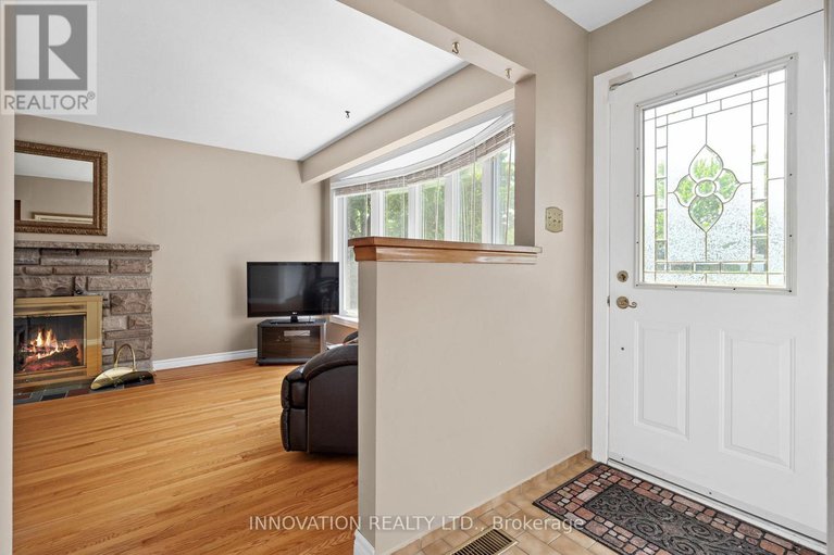 28409524/40-hadley-circle/bells-corners/ottawa/ontario/K2H6N9_3